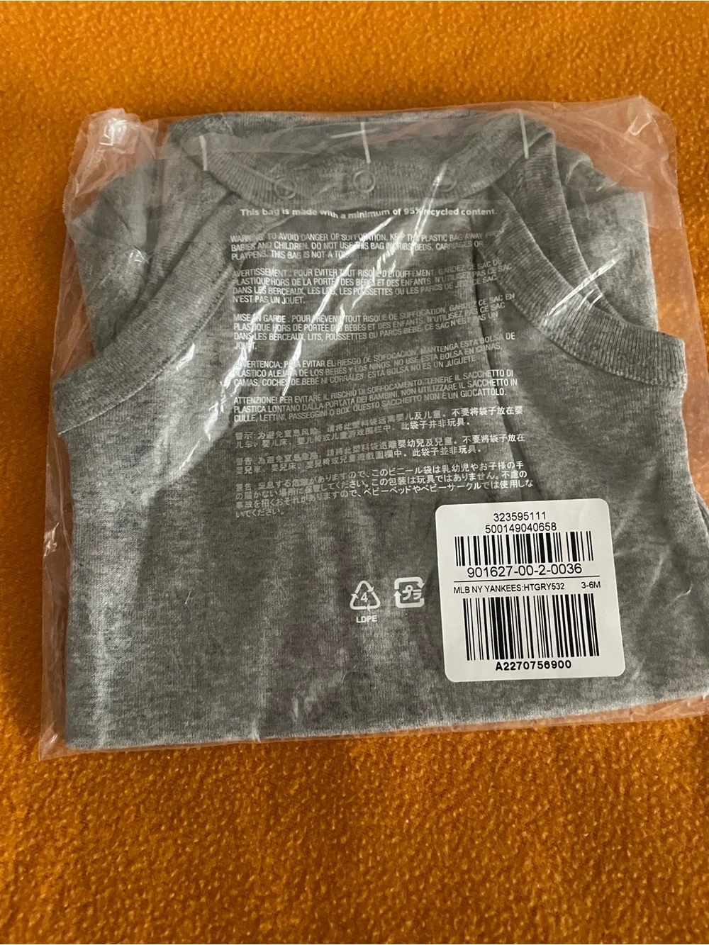 New York Yankees one piece size 3-6 months.